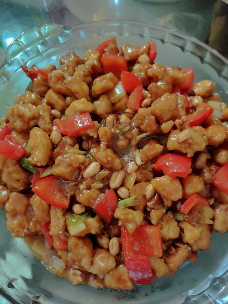 indrianiRatih's tweet photo. 🐼 KUNG PAO CHICKEN 🐼

kenapa langsung kepikiran panda yak 😅 https://t.co/4KfhsmjqET