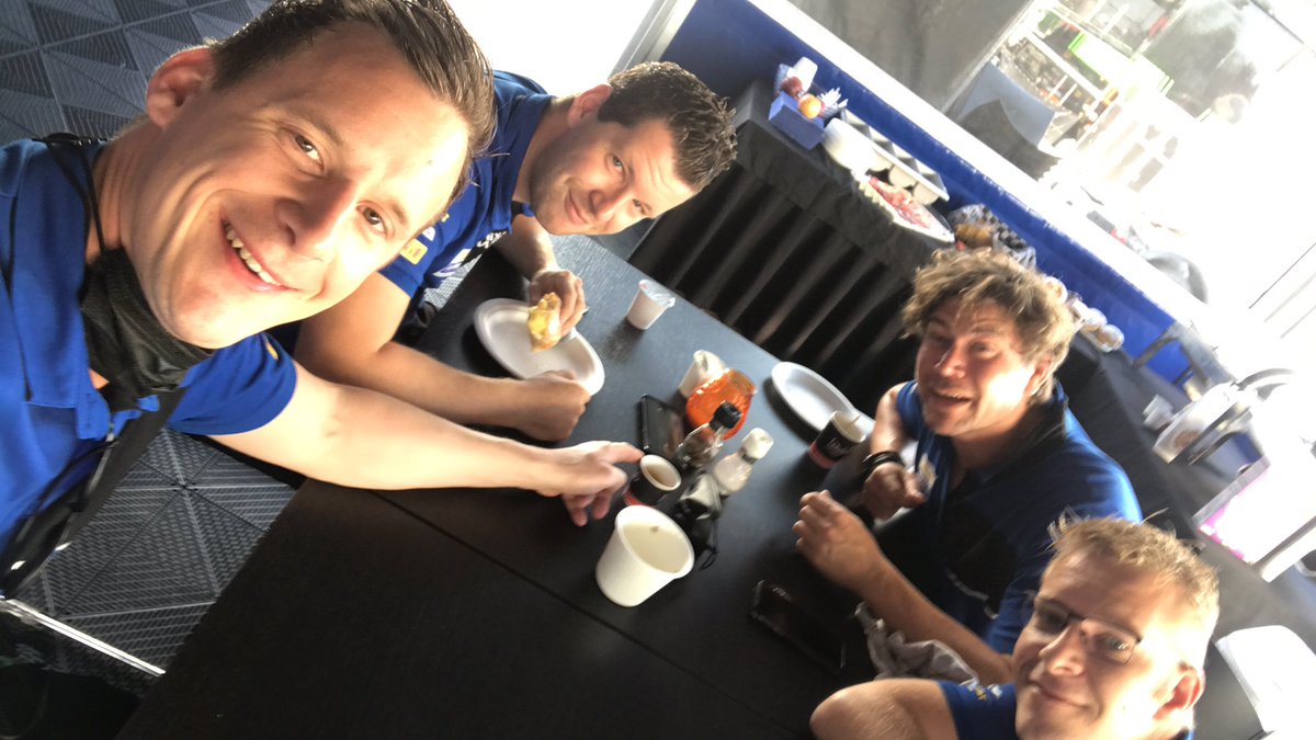 KervinBos tweet media