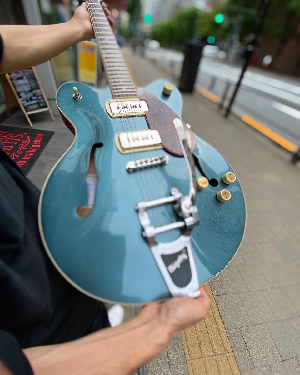 gakkicenter's tweet photo. グレッチ新製品G2622T-P90 Streamliner Center Block が入荷致しました!
新開発のFideliSonic90ピックアップを搭載!
#gretsch #gretschguitars #fidelisonic #p90 #guitar #centerblock #new #music #グレッチ #グレッチギター #新製品 #ストリームライナー #ギター #ギター女子 #ギター男子 https://t.co/G0bzbc3Pt3
