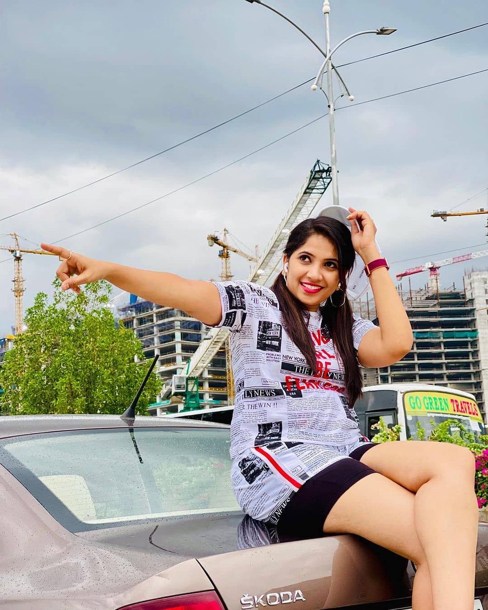 ItsCineClub's tweet photo. Stunning beauty #AnchorIndhu🔥🖤🔥 #actress #tollywoodactress @itscineclub https://t.co/Eh0wsmCdYz