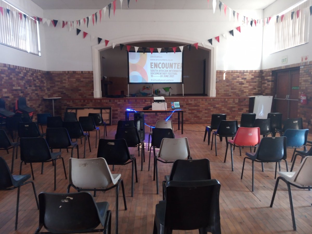 buhle_sithela's tweet photo. Made accessible for Youth and children to be inspired @EncountersDoc #virtuallyeverywhere safe , mobile cinema. Vuma Popup ๐ช๐คน๐ญ๐ฟ๐ฆ๐ฌ๐ #SouthAfrica https://t.co/L4d2SufeWi
