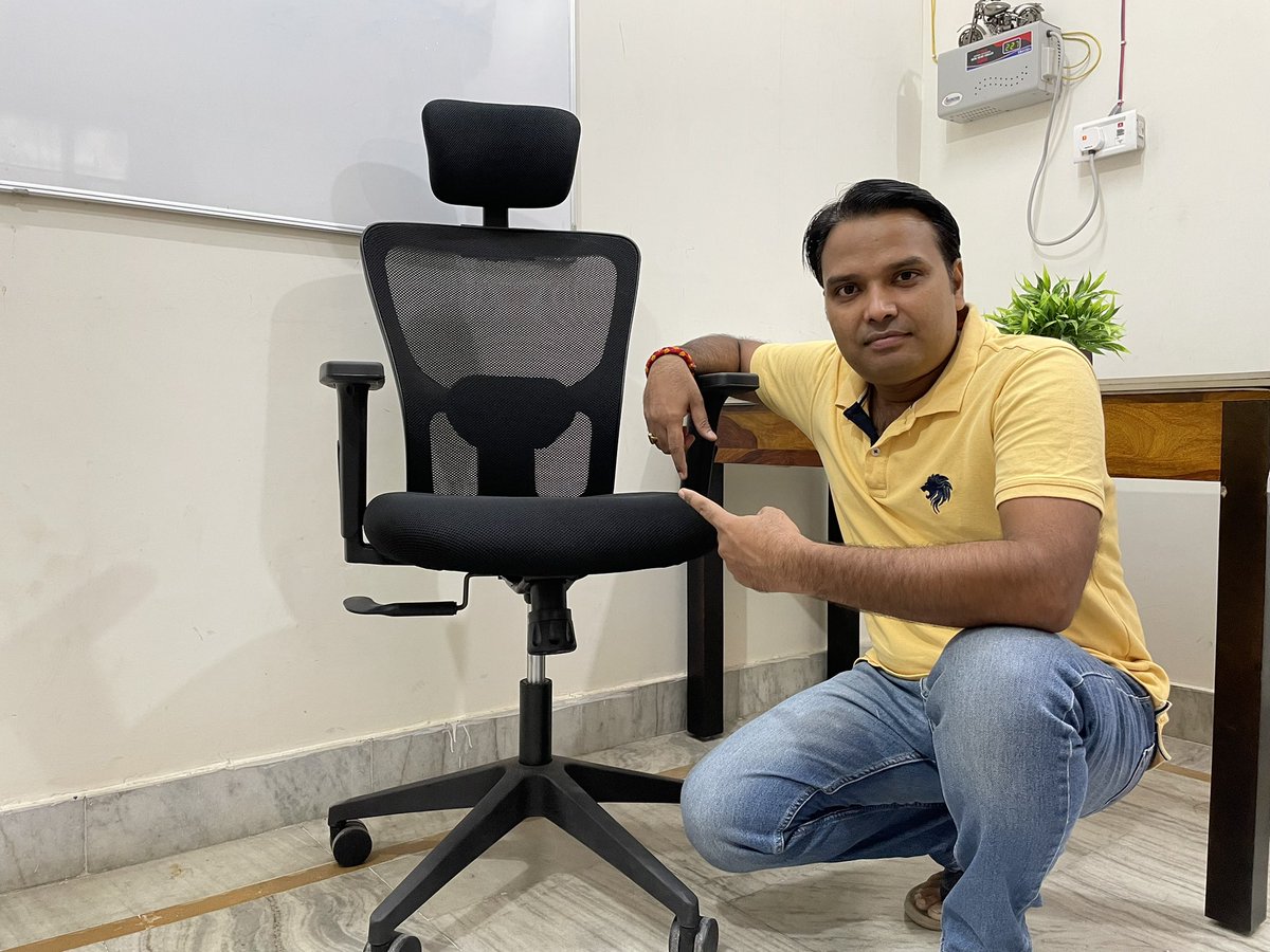 SmokingWheelz's tweet photo. Are your searching for a good ergonomic office chair…? Now stop searching just visit to my channel and find a best chair for your office, home and for every need. Click to watch detailed video 👉 https://t.co/eGsmS3Sxl2 https://t.co/gzMyT76nvj