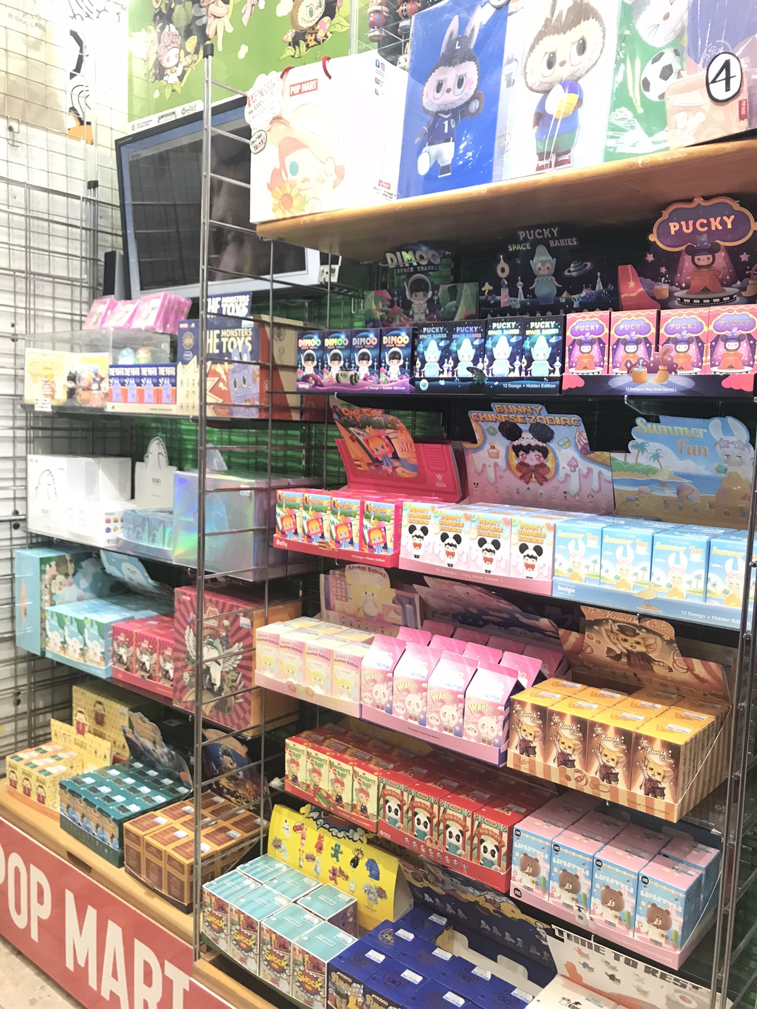Pop Mart Japan 上野のヤマシロヤさんでは ディズニー 商品が充実しています 購入特典もございますので是非この機会にゲットして下さい Popmart ポップマート T Co 45vkwcgcv4 Twitter