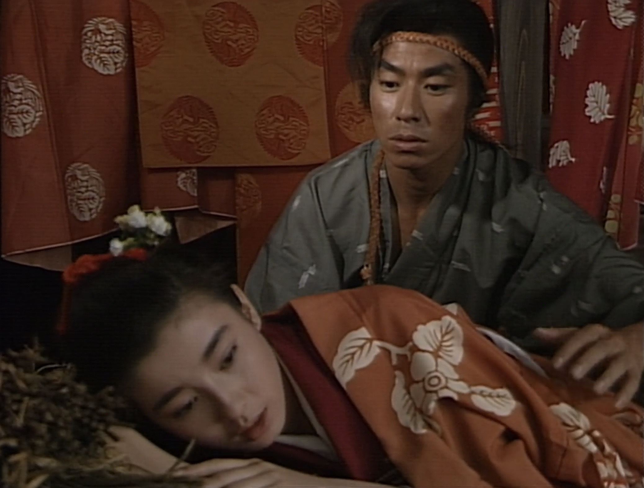 تويتر ウヒョ助 塚脇永久 على تويتر ここで宮沢りえ まさしくサンタ フェでヌード写真集出したと同じ歳の 最強の宮沢りえ 暴力的に可愛い T Co Rutjnlyqpn