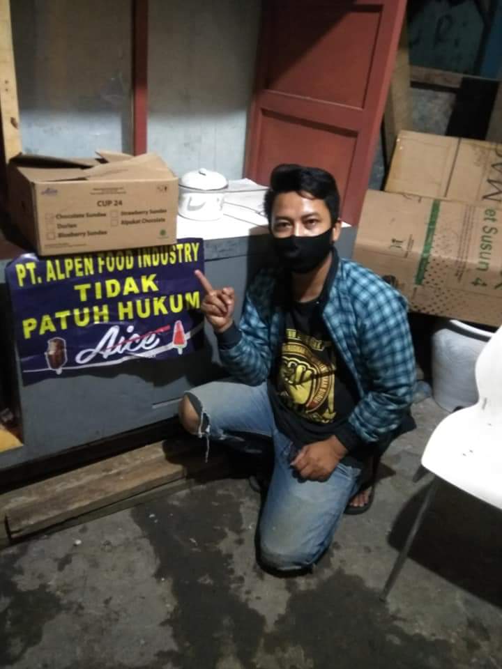 AhmadBaidowi21's tweet photo. Aice tidak ada itikad baik terhadap buruhnya #BoikotProdukAice https://t.co/NS00YtS676