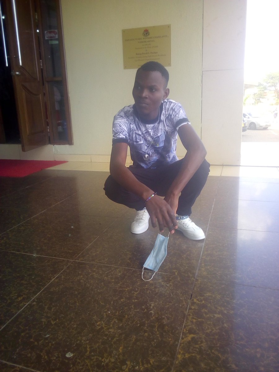 Happy Sunday just chilling