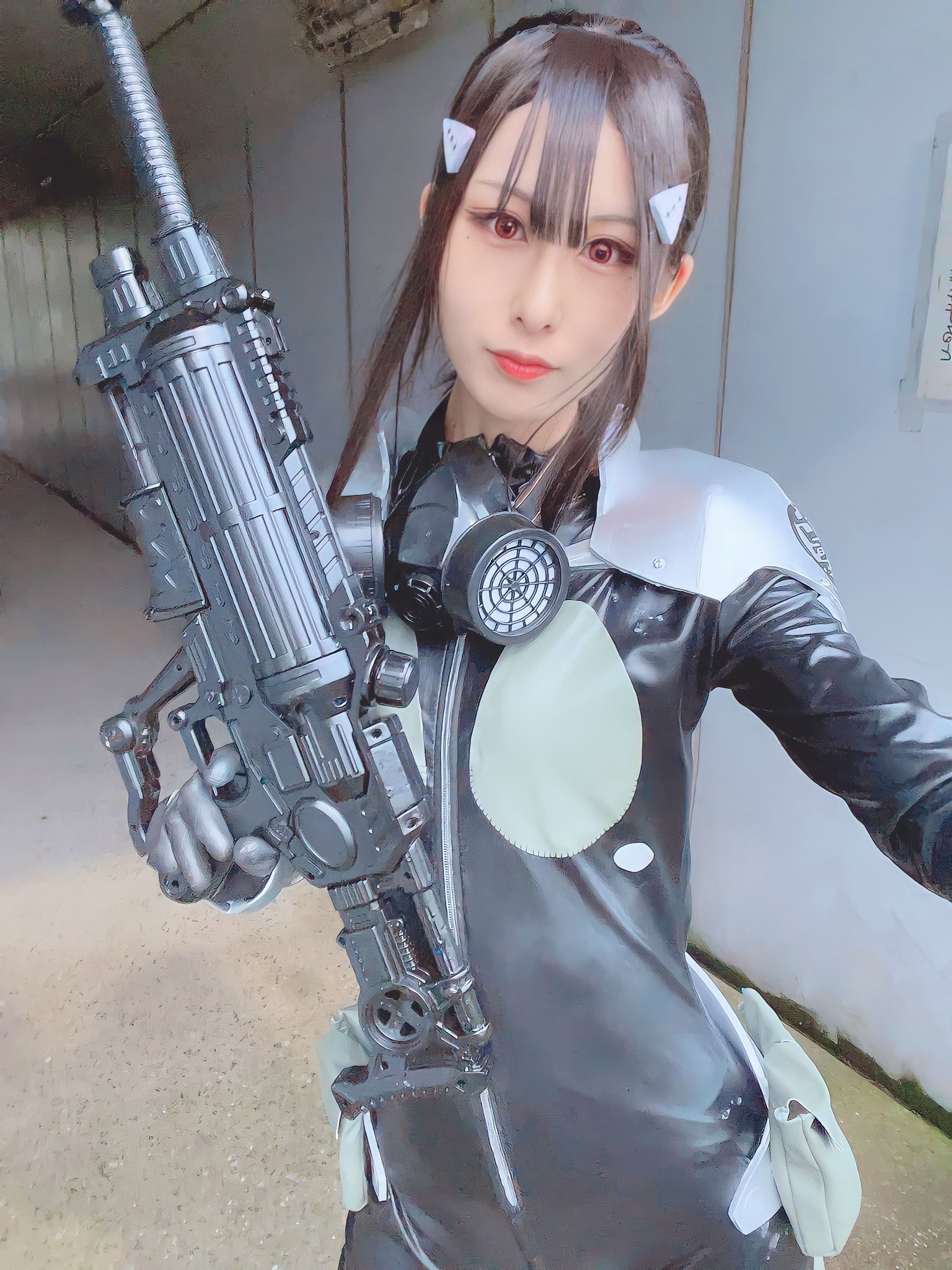 送料無料◇ 怪獣8号 風 亜白 ミナ 戦闘服 コスプレ衣装