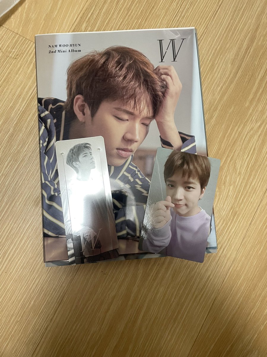 infinitegoods7's tweet photo. 우현 키링, 앨범, 성규 키링 양도합니다ㅠㅠ  앨범 일괄 구매 우대합니다!!!! https://t.co/4Ju8Wy2aaW