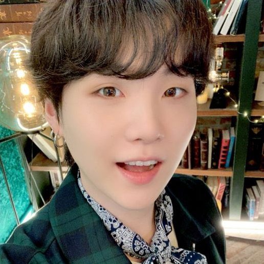spring030993's tweet photo. 아ㅜㅜ 이 사진 너무너무좋아요....💜 원본을주세요 🥺🥺🥺 https://t.co/CssvMnvwKI