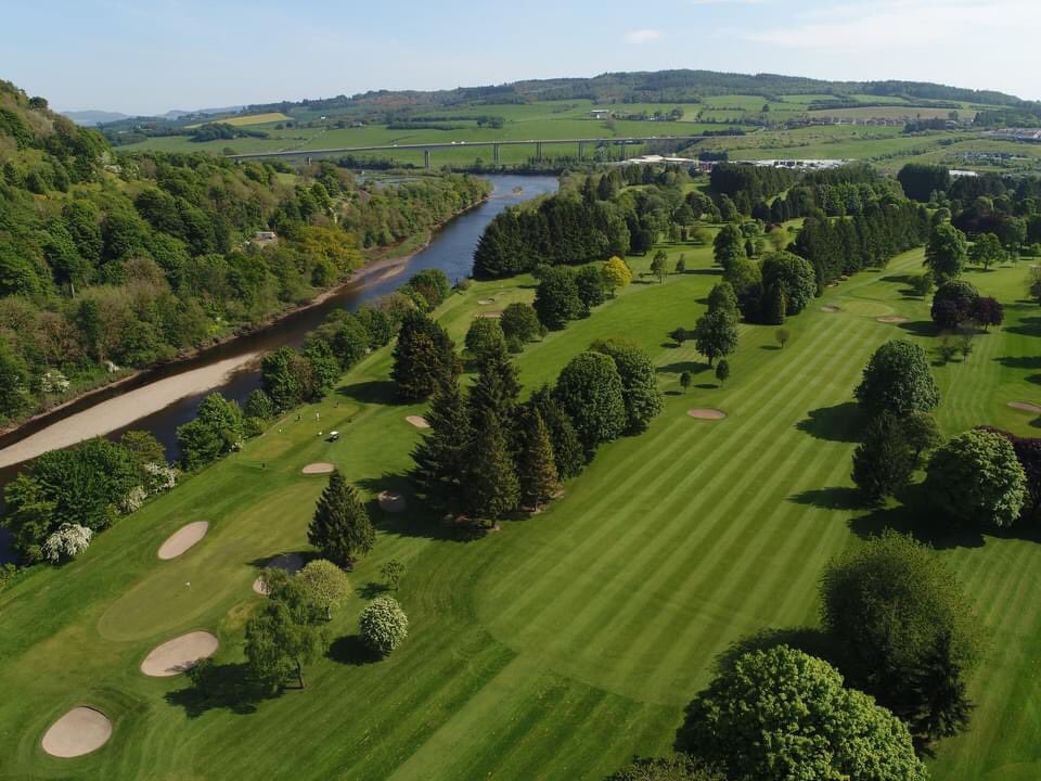 GENTS OPEN 24 JULY Always a fantastic day on our unique inland island course. New kitchen team serving up lovely 🍔🍻friendly atmosphere. Book your place 📲01738 632460/shop or kingjamesvi.intelligentgolf.co.uk/opens PlsRT <a href="/AlanTait9/">Alan Tait</a> <a href="/WindyWilson88/">❤️Windy Wilson❤️</a> <a href="/DempsterMartin/">Martin Dempster</a> <a href="/BradleyNeil1/">Bradley Neil</a> <a href="/Daniel_Young23/">Daniel Young</a>
