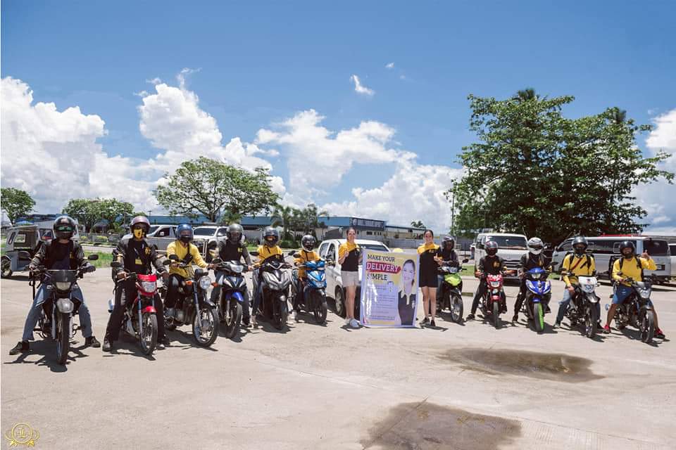 toktok_phil's tweet photo. We are in Tacloban!🎉
We are nationwide💛💛💛
Franchise now!📩
@mainedcm @aldenrichards02 @bernardokath @imdanielpadilla
#toktokdeliveryservice
#toktok
#toktokTacloban https://t.co/9g8eQvYrHx