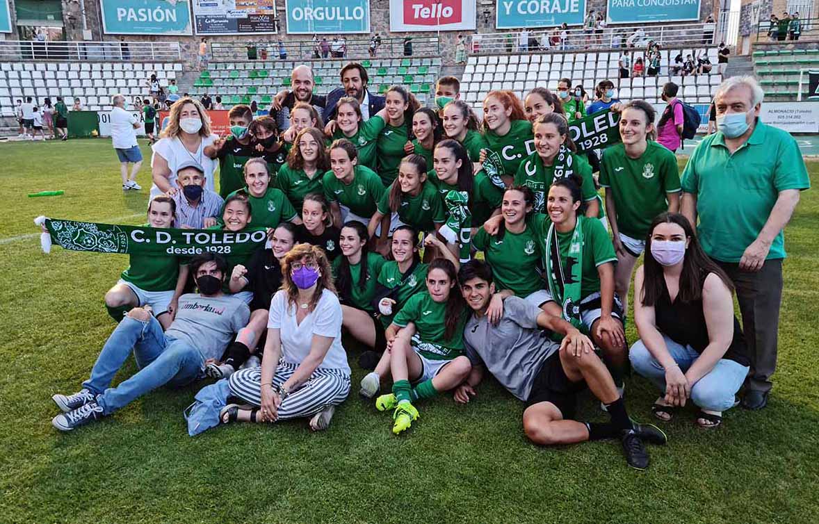 Enclmdiario's tweet photo. El Toledo femenino asciende a Primera Nacional tras ganar de nuevo a FF La Solana B - ENCLM https://t.co/xJ1W7AEtNp https://t.co/9oyYbSkF6c