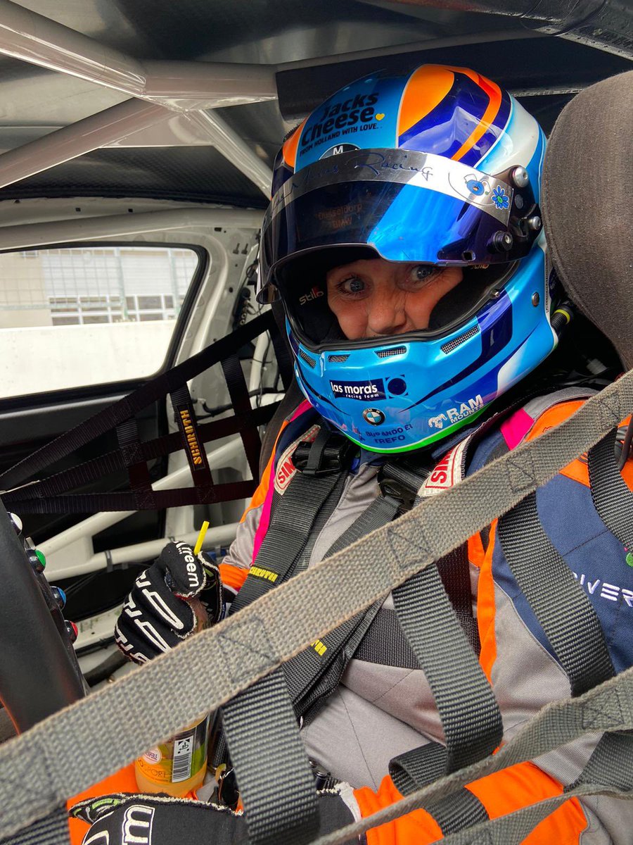 Having fun here together with Co driver  #Sandravandersloot <a href="/redbullring/">RBR</a> <a href="/TeamDriverse/">Team Driverse</a> 💖#Diversity #NeverGiveUp💪🏼