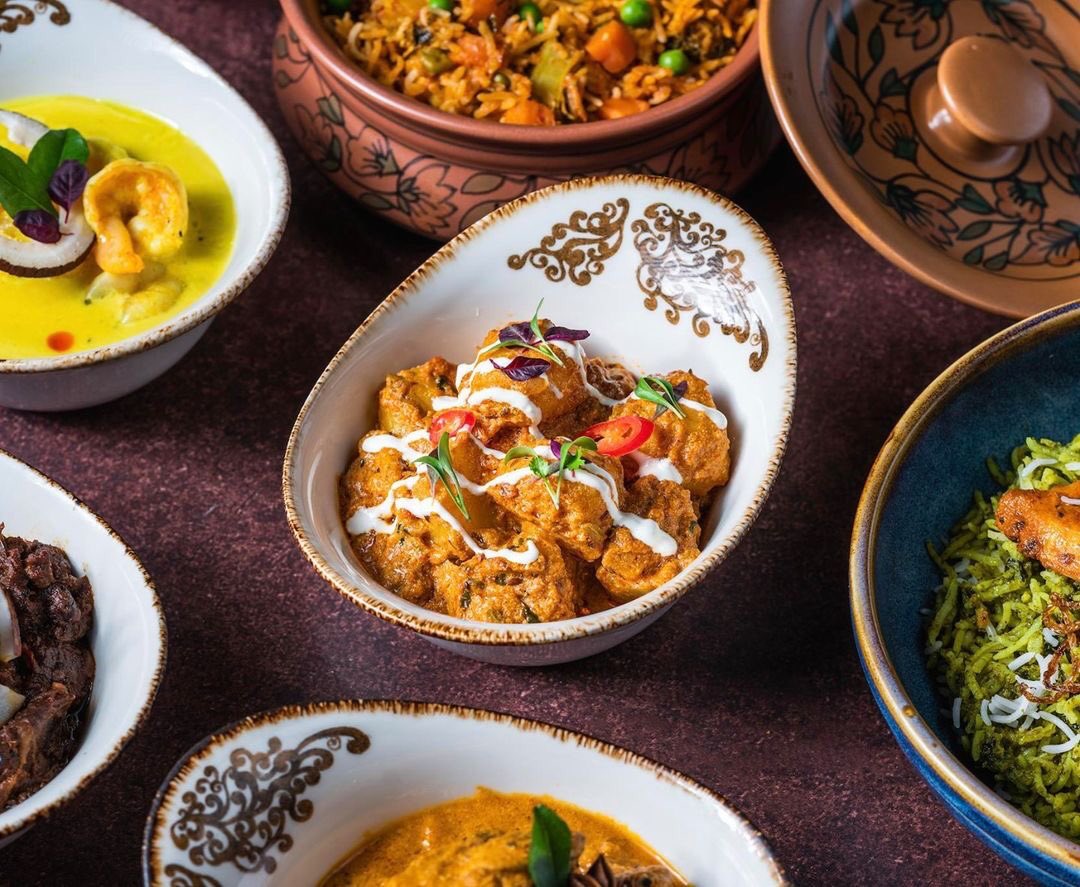If you're dinner table doesn't look like this, then you're doing dinner all wrong! 😍 
 
From authentic Indian curries to kebabs, there's something for everyone on the menu 👌🏻 (New dishes COMING SOON!) 

#ashas #manchester #indiancuisine #indianfood #tastethisnext