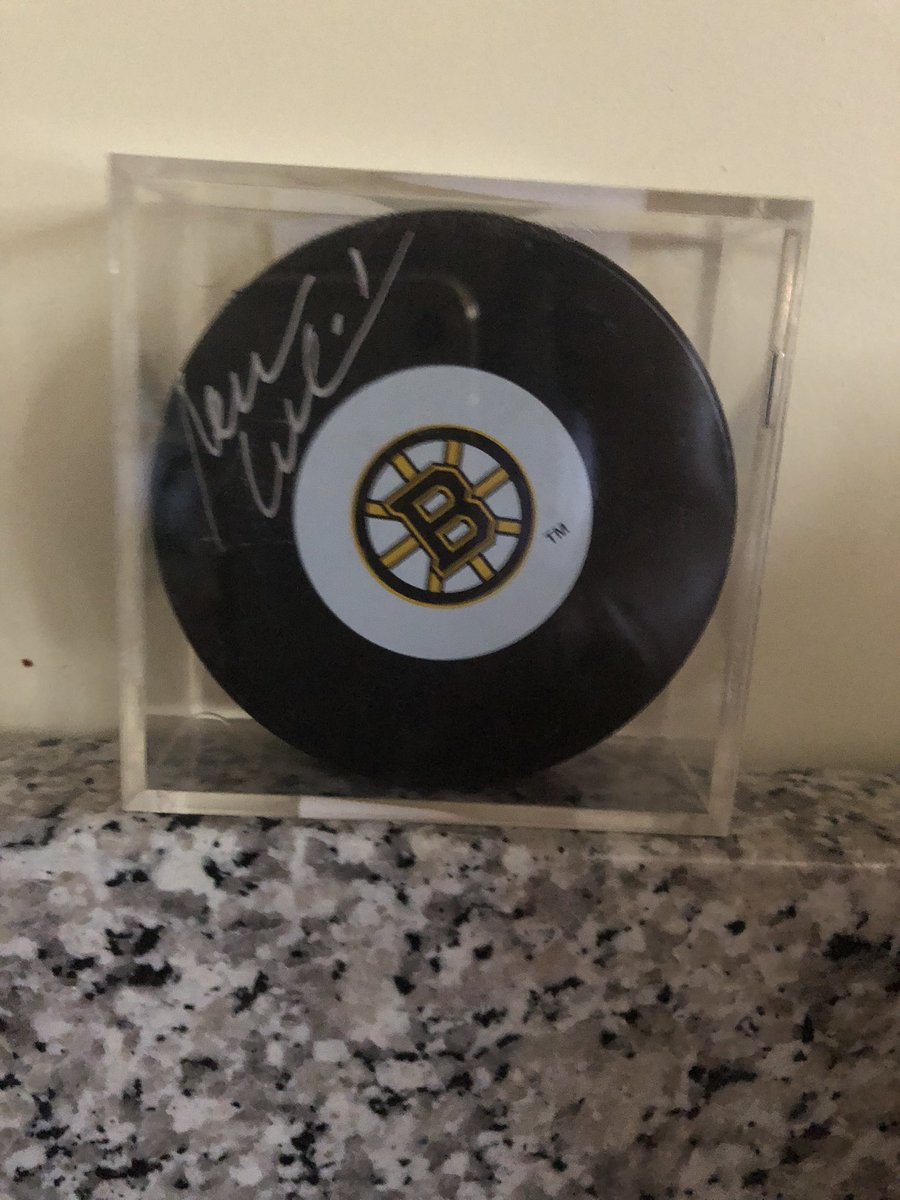 Thank you to my friend @BlackAndGold277 and the entire staff of @BlackNGoldPod for the Reggie Lemelin signed puck and swag! #ClassAct #ChristmasInJune