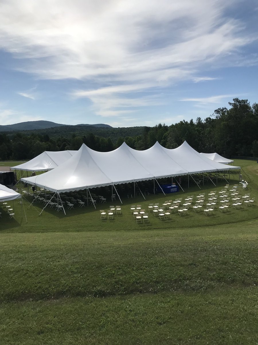 LRMess00's tweet photo. Rise and shine seniors! It time to celebrate!!! #LRPride. Class of 2021 https://t.co/J1NpDWtb6E