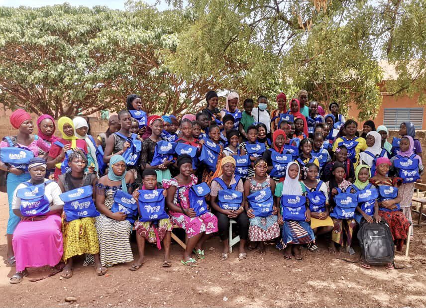 #StopDécrochage contribution de #AfriYAN Burkina Faso pour le maintien des filles à l’école #StrongerTogether #SWEDD #PutYoungPeopleFirst