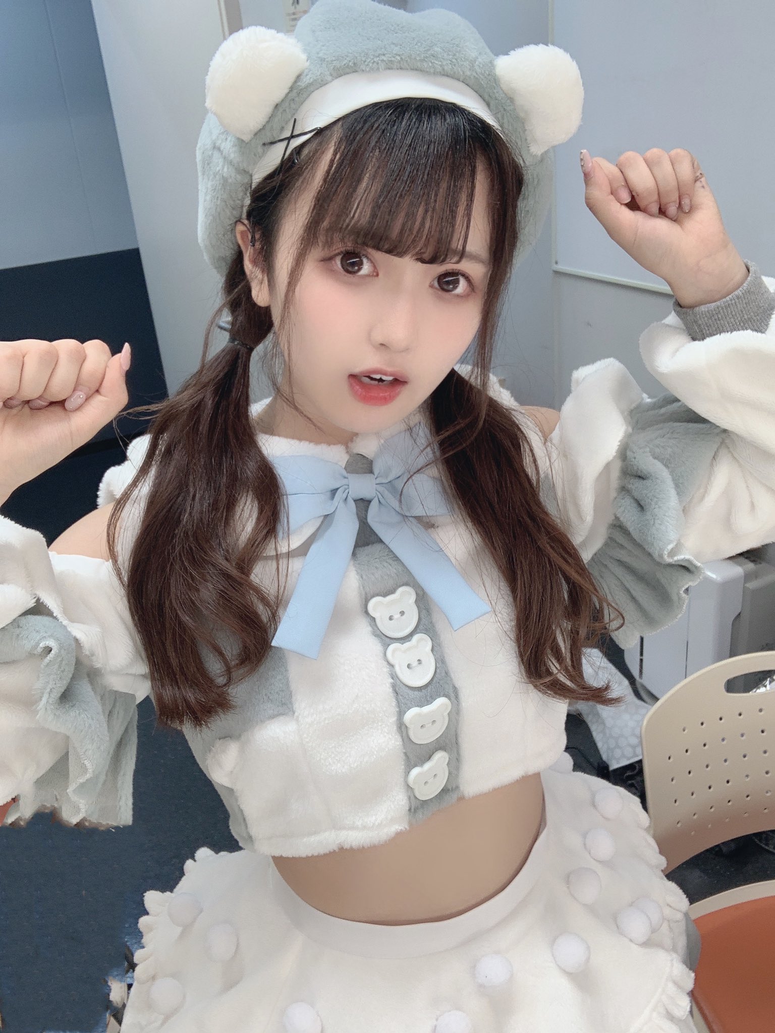 chuLa 渡辺あやの(わたげ)サイン入り等身大タペストリー