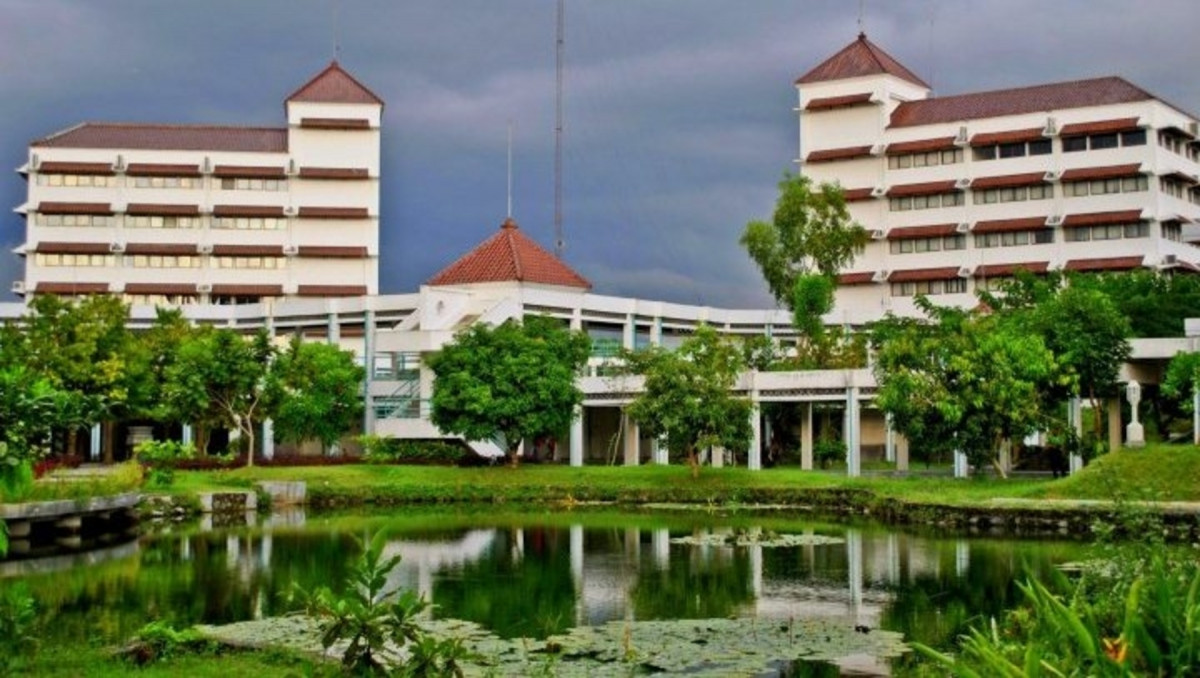 bukupembaharu's tweet photo. Bagi calon mahasiswa yang tidak lolos SBMPTN tidak usah ragu dan berkecil hati. Masih ada kampus-kampus Muhammadiyah yang siap menjadi patner anda menggapai mimpi

Berikut 7 Universitas terbaik Muhammadiyah yang bisa menjadi rekomendasi kamu buat kuliah https://t.co/ovcqE4oKkf