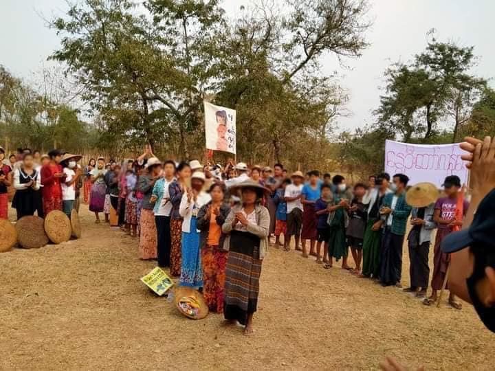 IrrawaddyNews's tweet photo. More than a thousand people from 15 villages of Magwe Township in central Myanmar marched in protest at the military regime on Sunday. 

(Photo: CJ) 
#WhatsHappeningInMyanmar https://t.co/e0iIRwjzwN