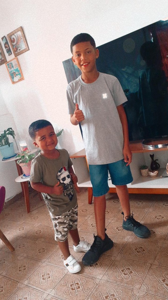 alessandraph12's tweet photo. Eu tenho os filhos mais lindo do mundo 🙌🏾🥰

#Domingou https://t.co/LspqfPAd8y