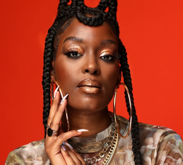 SpellMagazine's tweet image. A stop-in-awe moment to celebrate creatives raising the bar and shape-shifting the aesthetics of an entire culture: spellmagazine.co.uk/posts/fashion-… #SpellSalutes