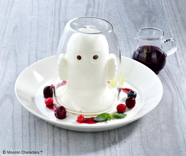 TwitFukuoka's tweet photo. キャナルのムーミンカフェから新デザート「ニョロニョログラスの濃厚レアチーズケーキ」登場 → https://t.co/1IYHgwghvV https://t.co/lT0EcD2ybG