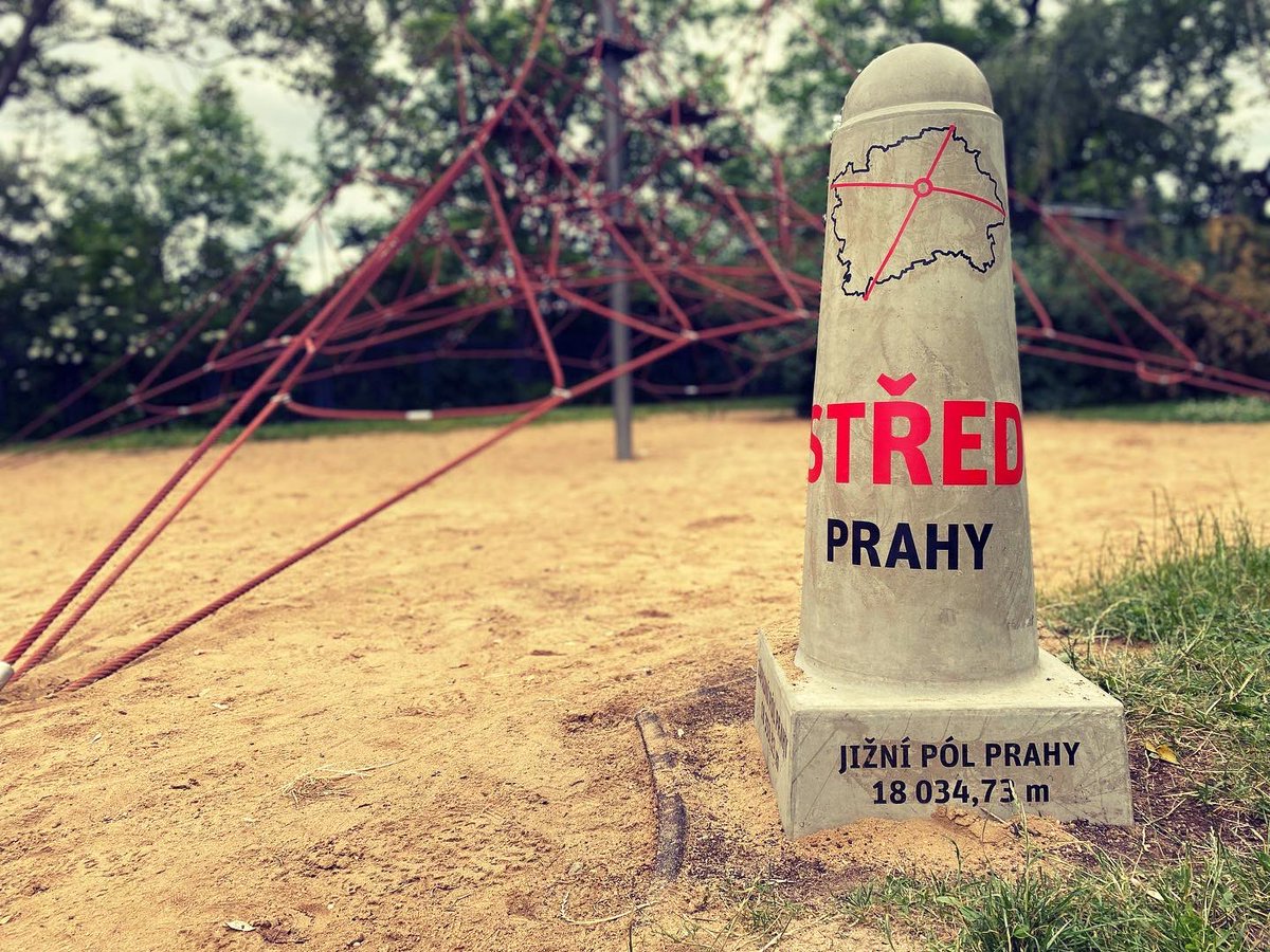 Medvidekpu's tweet photo. #stred Prahy. Další do sbírky :) https://t.co/0S7JwP9foX
