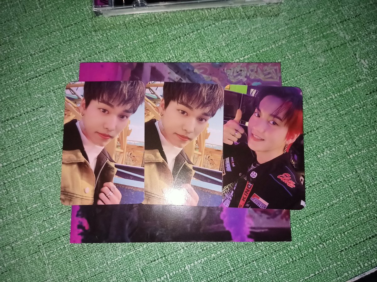 only4csy's tweet photo. @madeforCHOICE do you know someone po na nag titrade? i got dupes of this 😭 kanina lang po dumating yung akin and wala nakong makitang nag titrade :-((((( https://t.co/hjxoEqecGf