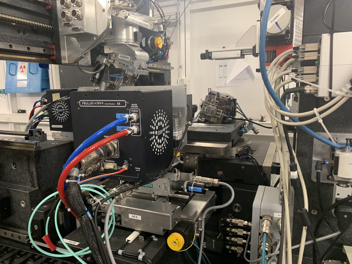 heprom's tweet photo. It’s great to be back @esrfsynchrotron to study Ni deformation #insitu with a combined ID11 and ID06 experiment. #EBS #BIGMECA @MINES_LIVE @SoM_esrf https://t.co/H3Pg7I15dL