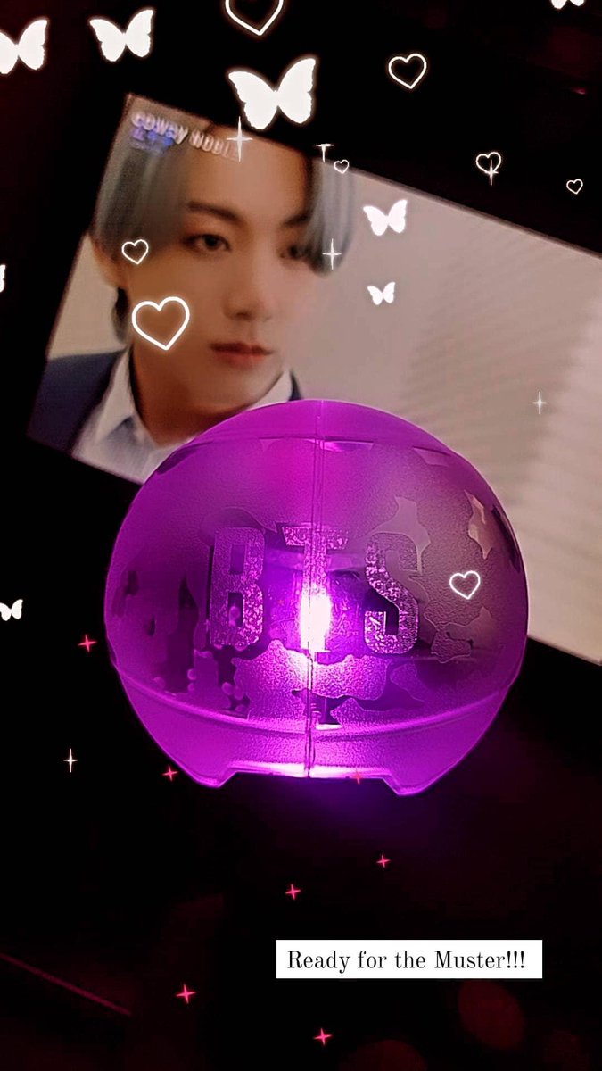 taemochi_27's tweet photo. Ready for the muster!!! 💜💜💜✨✨#btsmuster #BTSMusterSoWooZoo #2021FESTA #BTSARMY #BTS8thAnniversary #8ToEternityWithBTS  @bts_bighit @BTS_twt https://t.co/yYz0EQSPTc