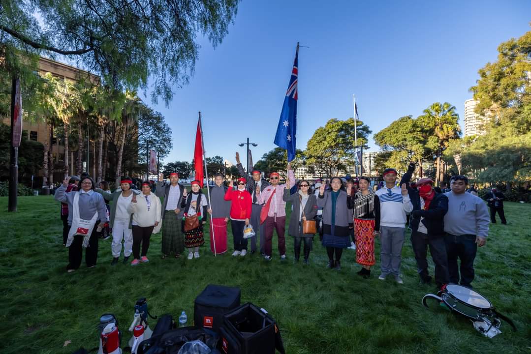 LwinMarAye15's tweet photo. Anti-military movement in #Sydney, #Australia as Global Myanmar Spring Revolution.
#GlobalSpringRevolution
#WhatsHappeningInMyanmar
#Black4Rohingya #June13Coup https://t.co/gchsKhkpvD