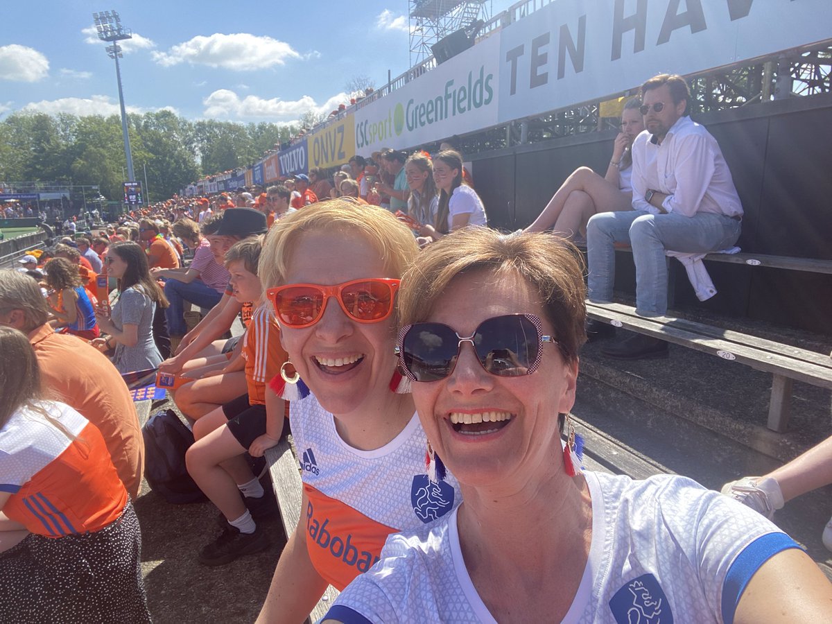 #ek2021 opwarmen voor de damesfinale!