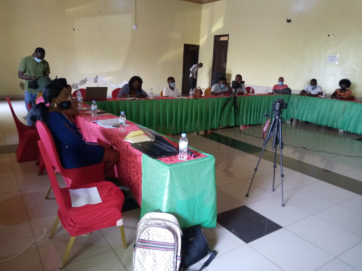 On this #international #AlbinismDay #awareness, in #Rwanda a press conference is taking place to make sure #media take part to #advocate for people with #Albinism. Due to #COVID19 measures, other people with albinism are getting supports at their homes. <a href="/ncpdrwanda/">NCPD Rwanda</a> <a href="/Albinism/">Albinism News 🌻</a>