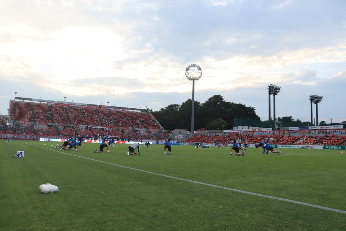 ট ইট র 栃木sc公式 Tochigi Sc 6 13大宮戦 Warming Up アップから全力で勝利のために Live中継 見逃し配信は Dazn で T Co Zv2kmukpsr 栃木sc 全員戦力 大宮対栃木