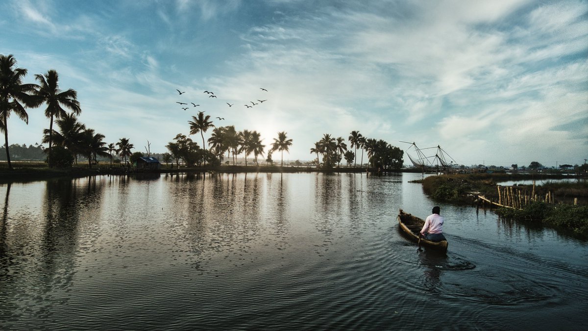 "Nature is not a place to visit. It is home." ~ Gary Snyder
#sundayvibes #StayHomeStaySafe #keralatourism 

📍Kadamakudy Islands
📸Dewang Subil