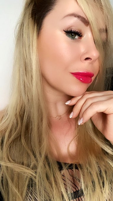 😽😽😽 https://t.co/hfjwIclYRC