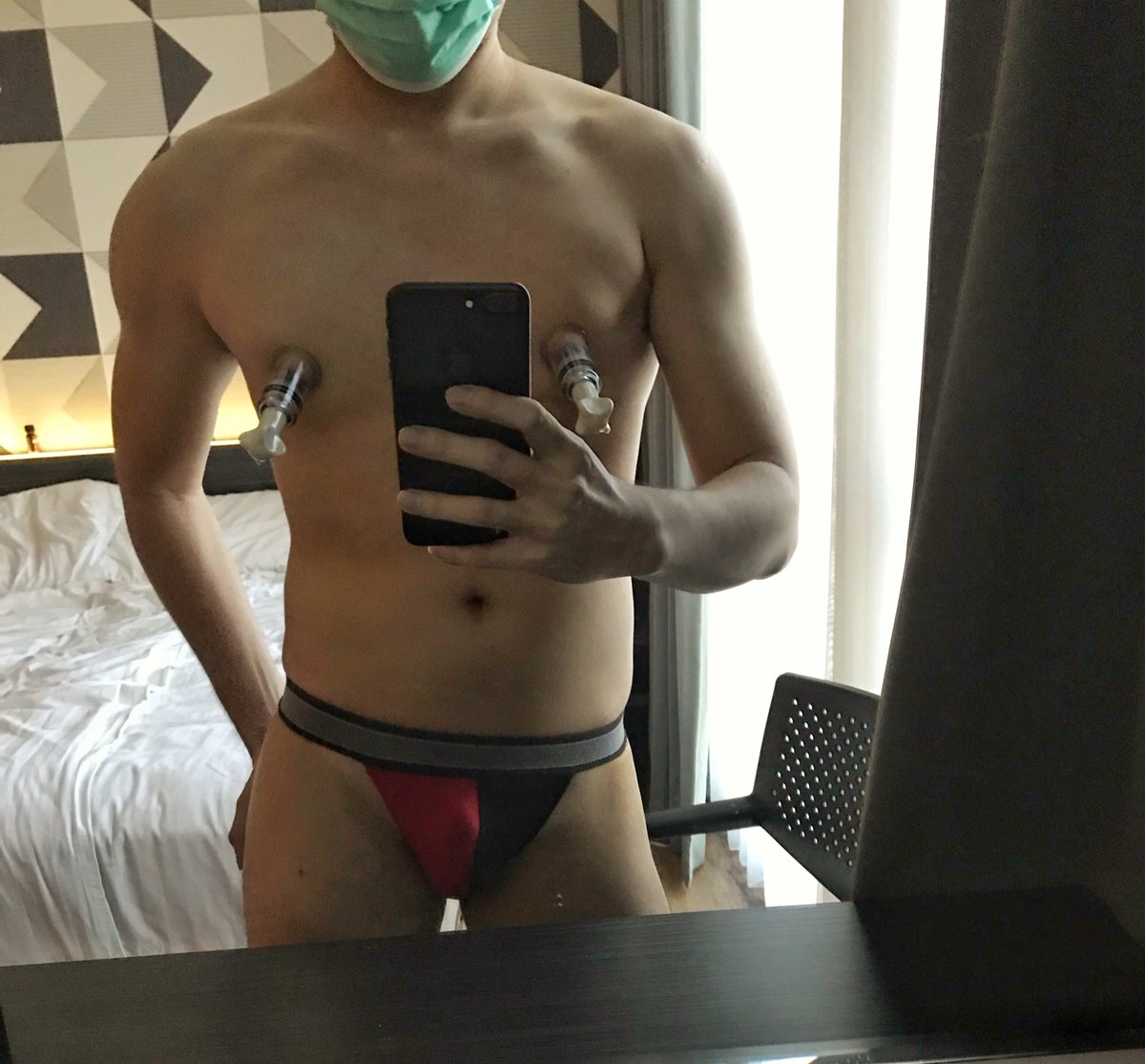 bchisby's tweet photo. Mask4masked #nipplecheck #nippleplay #gayazn https://t.co/qDcNAZwqjo