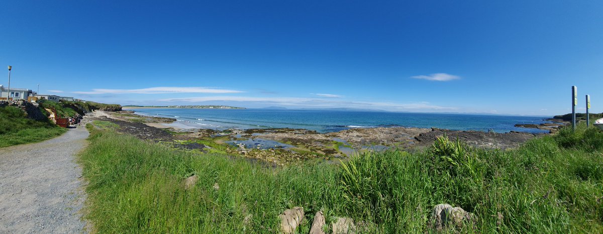 lyn_foley's tweet photo. #mermaidscove #bunduffbeach #mullaghmore #Sligo #Ireland #WildAtlanticWay #WAWhour #hillsofDonegal #Donegal https://t.co/eZ2cGvZAq5