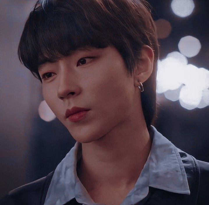 Hwang in yeob. Hwang ln yeop. Хван инёп актер. Хван ын ëп. Хван ин ëп 2022.