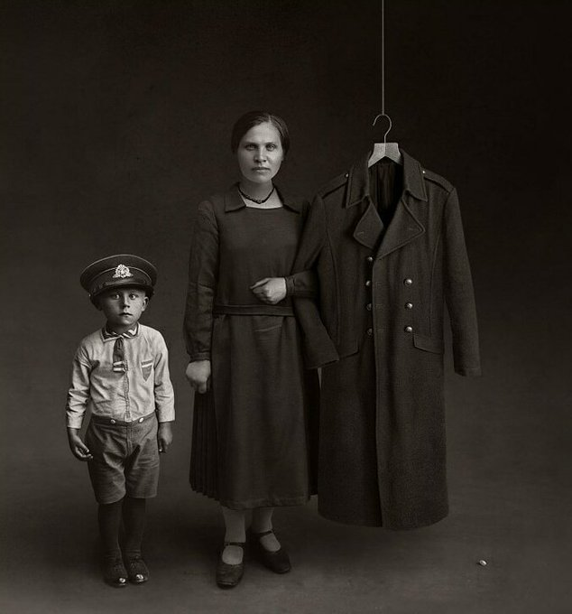 ww2turkiye's tweet photo. "Savaşın sonunu sadece ölüler görür." 
Platon. https://t.co/jU9j7jqx3O
