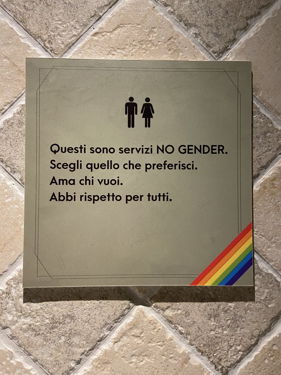 peppersGD's tweet photo. Ristorante Alghero. E non è l’unico. https://t.co/4g6Rjg70HH