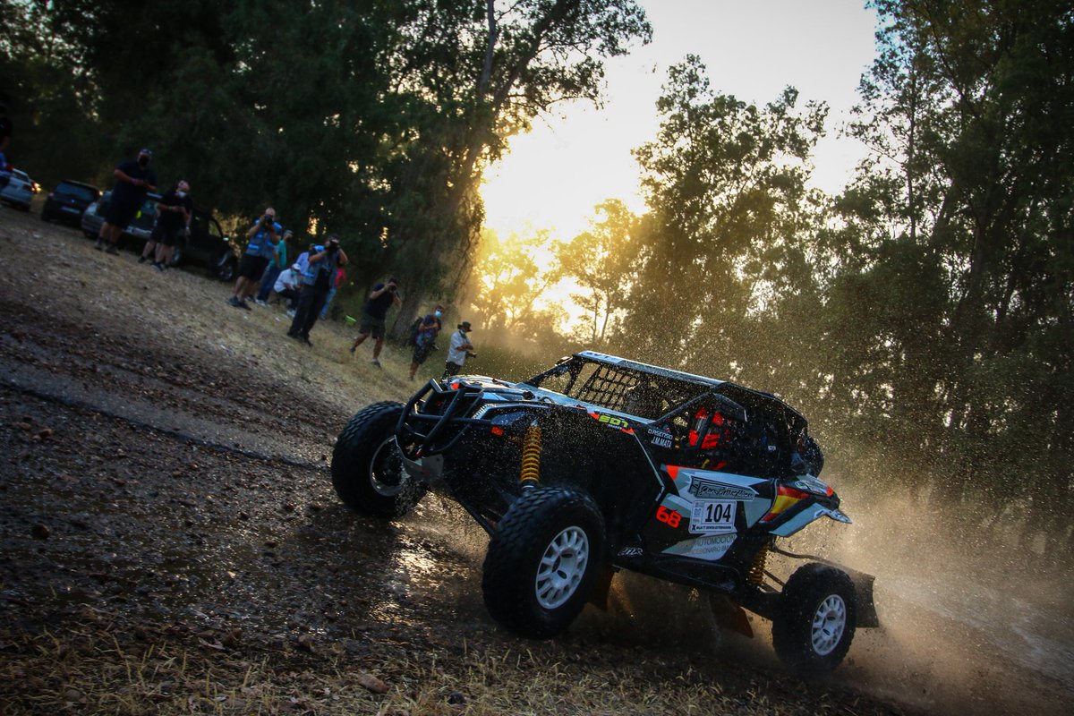 🏁 Macías-Conde son los ganadores 🏆 en al categoría TT de la quinta edición de la <a href="/BajaExtremadura/">Baja Extremadura</a> a los mandos de su Toyota Hilux

En SSV Asensio-Mata de han mostrado intratables y se hacían con el triunfo 🏆 con su CanAM

Enhorabuena a todos 👏👏👏 #CERTT <a href="/RFEdeA/">Real Federación Española de Automovilismo</a>