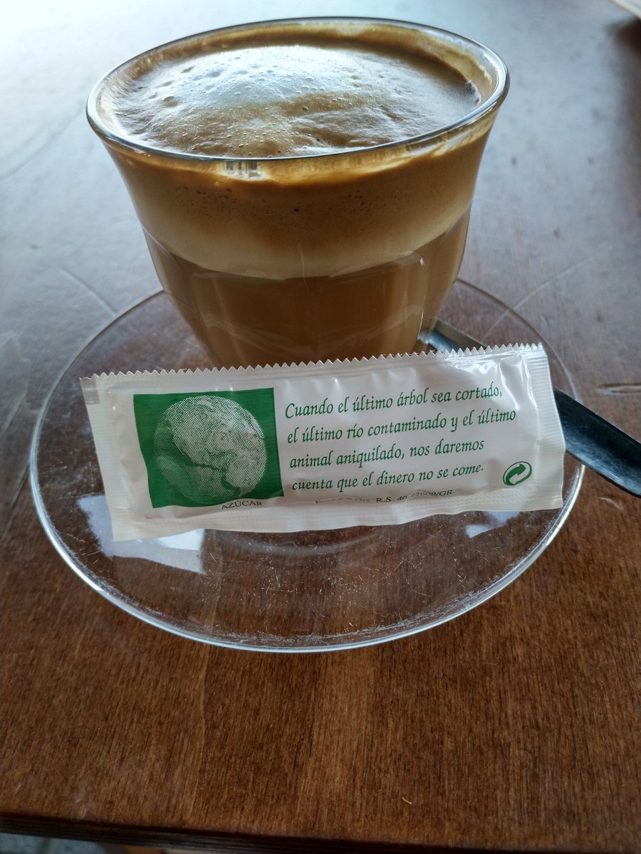 Booomdavi2's tweet photo. Porque al final...
Lo único que importa...
Es aquello que te hace sonreír y te llena de felicidad...
Haciendo de tu mundo...
Su todo...
#Queseacabeelmundo https://t.co/oazkiVMpvY
