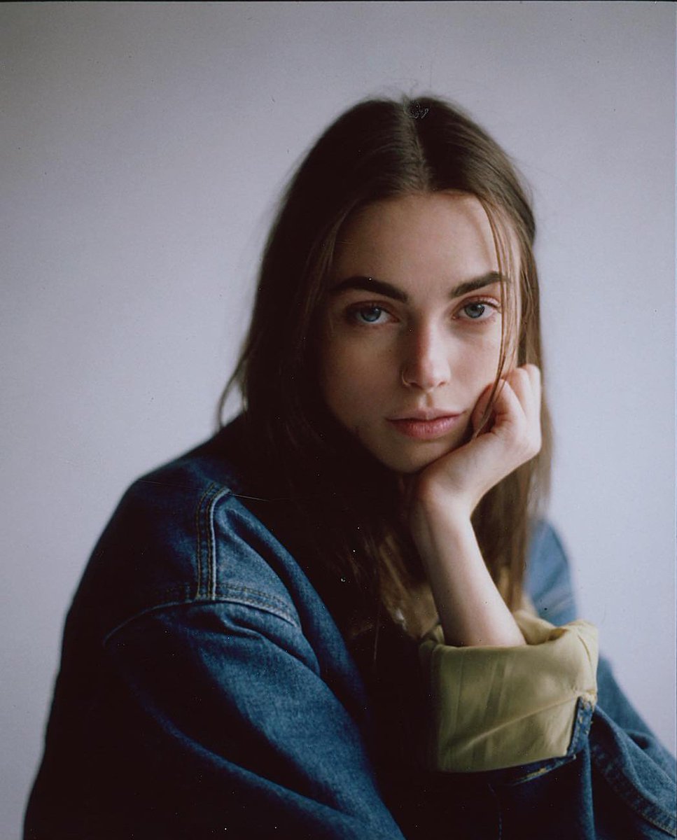 lowkey missin' the good times here so here i am doin' #openfollow to give it a shoot for new friendship. tap the rt button and i shall be popping in your notification tab. 🤙