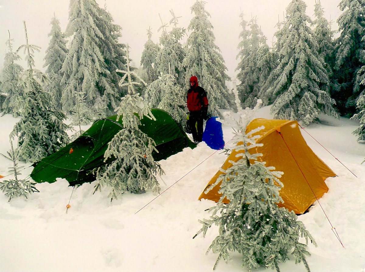 _wildmonk's tweet photo. 📍#Harz - Germany 🇩🇪 - At #Brocken - As photographer you have to go through difficult times. Struggling for this one...  shot 🤪 #photography #life 🎬📸. #FrozenTrees 🥶✍️ https://t.co/vKIatfvjmI