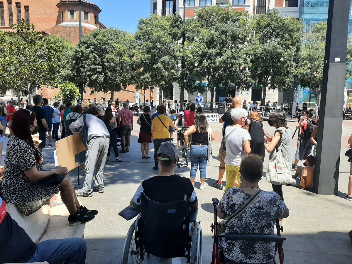 6a Marxa per l'#Accessibilitat Universal. Per una ciutat per a tothom, inclusiva i sense barreres.
#LHospitalet