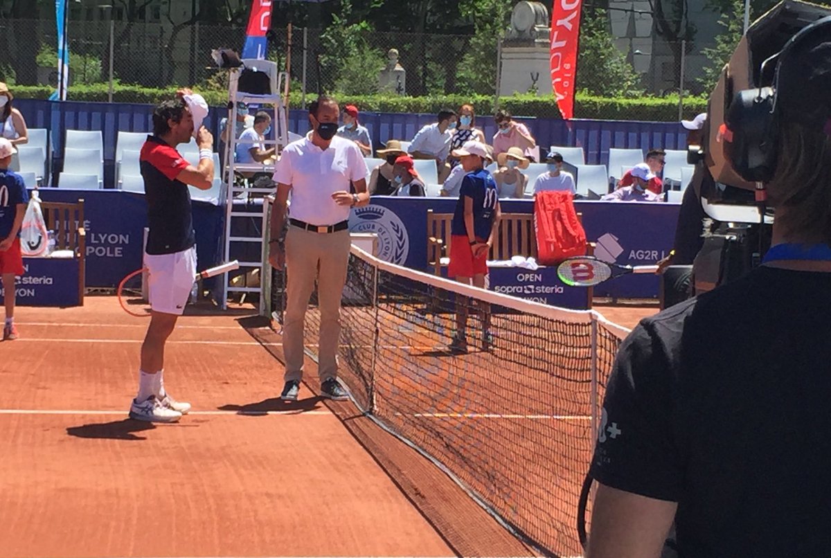 Début de la finale de l’Open Sopra Steria 
En LIVE sur ⁦<a href="/beinsports_FR/">beIN SPORTS</a>⁩ 
⁦<a href="/SopraSteria_fr/">Sopra Steria France</a>⁩ 
⁦<a href="/cic/">CIC</a>⁩ ⁦⁦<a href="/grandlyon/">Métropole de Lyon</a>⁩ ⁦<a href="/villedelyon/">Ville de Lyon</a>⁩ 
⁦<a href="/LesVillagesdOr/">Les Villages d'Or</a>⁩ 
#racechallengerfrance