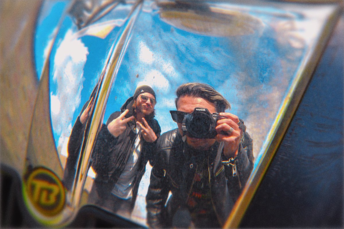 Infectious New Track SHAKY LITTLE DICE ROLL From GRAVITY CIRCUS

 “It's a track that was created from the main riff idea that Jimmy thought upon the acoustic guitar, which led into an avalanche of other ideas"
famemagazine.co.uk/infectious-new…
<a href="/_GravityCircus_/">Gravity Circus</a>