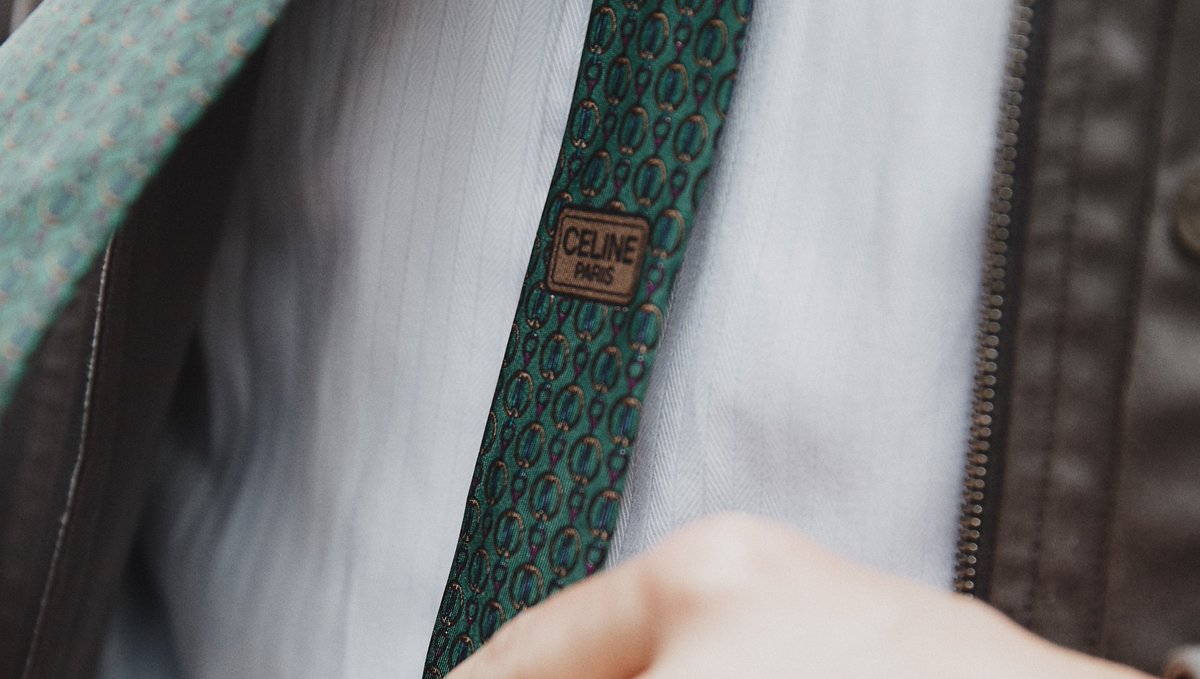 Father's Day is next Sunday! Do you know what you're gifting the dads in your life?⁠ #Cudoni has unique pre-loved designer pieces we know he'll love, like this #Celine tie.⁠ Browse all our menswear at the link below.
l8r.it/u8BE